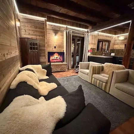Cosy, Luxury In Quiet Hamlet, Four Stars Allos
