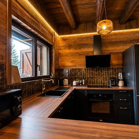 Cosy, Luxury In Quiet Hamlet, Four Stars Appartamento