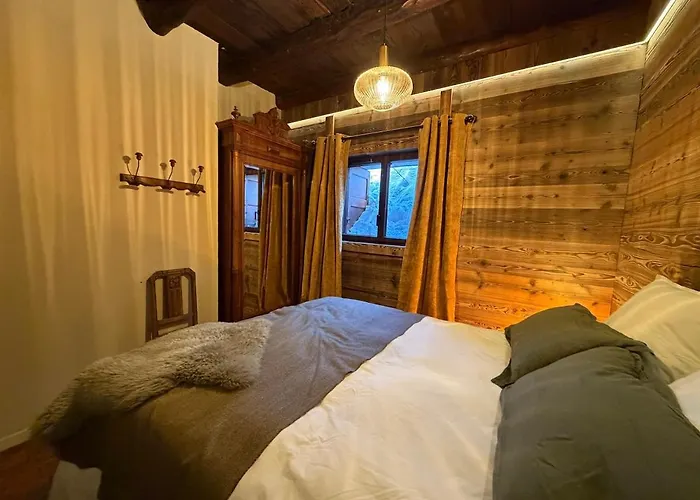 Cosy, Luxury In Quiet Hamlet, Four Stars * Allos