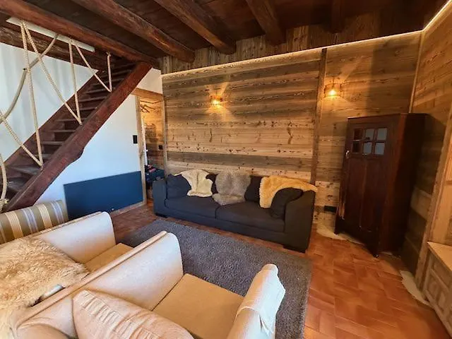 Cosy, Luxury In Quiet Hamlet, Four Stars * Allos